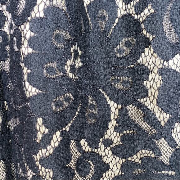 Liberated & Free black strapless knee length lace pleated party dress size 2 - Picture 3 of 6